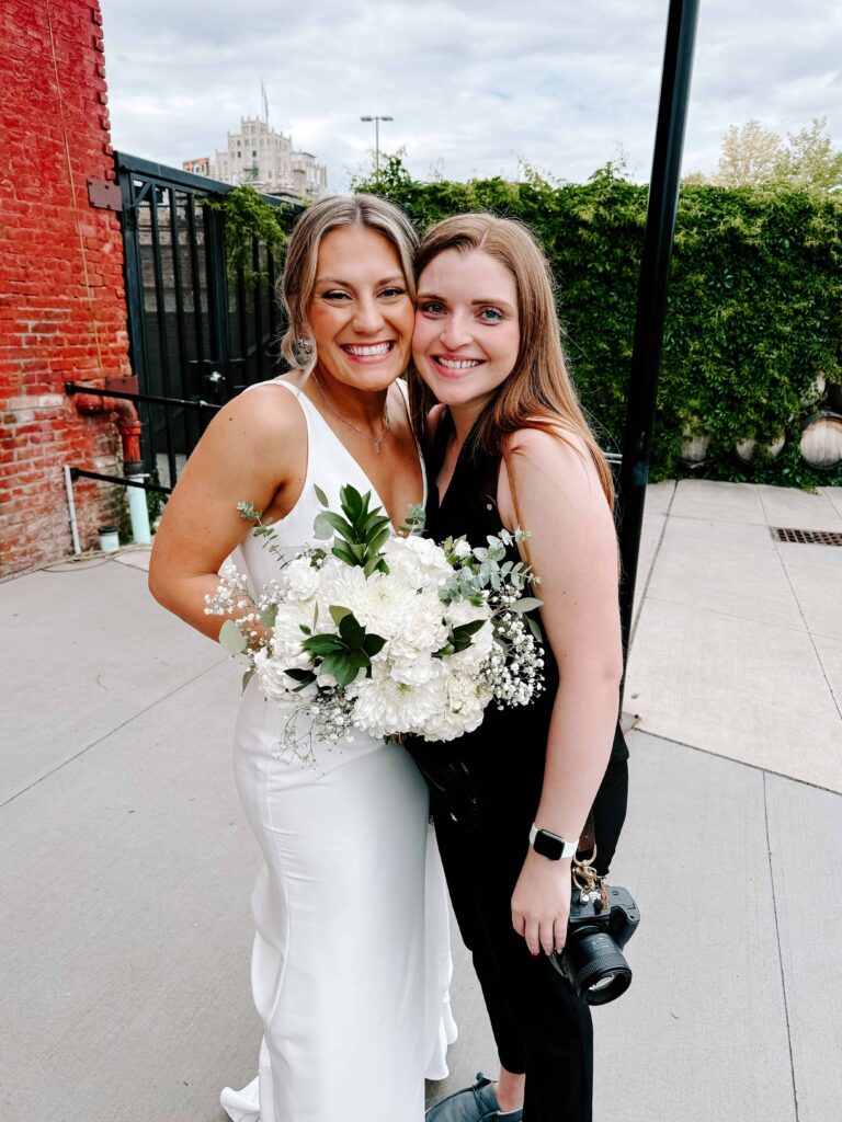 The photographer and the bride during her wedding day at Overbluff Cellars.